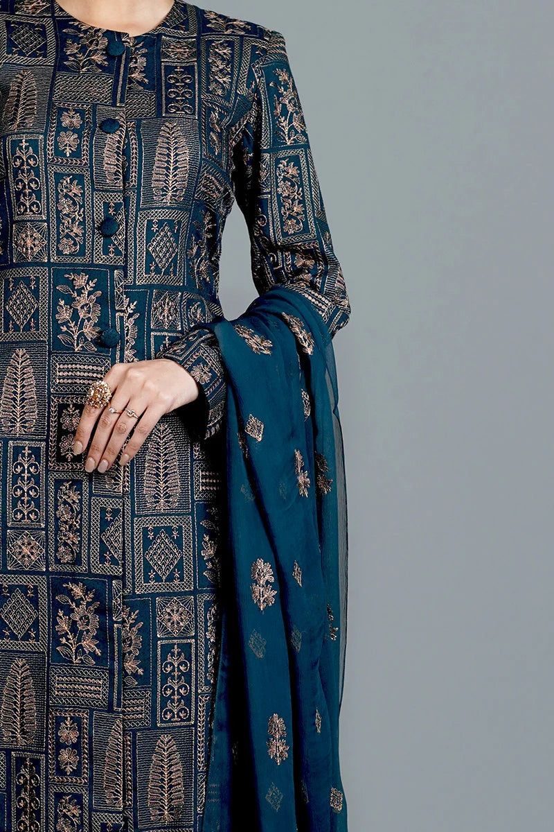 Luxury Embroidered 3-Piece Bareeze
